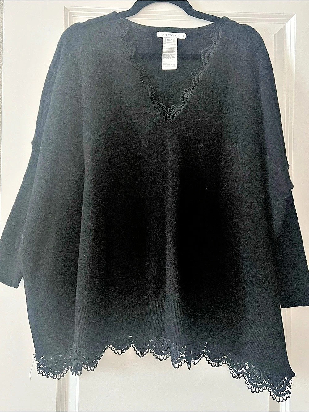 Chico's Black V-Neck Lace Trim Ponch Sweater in Black Small/Medium
